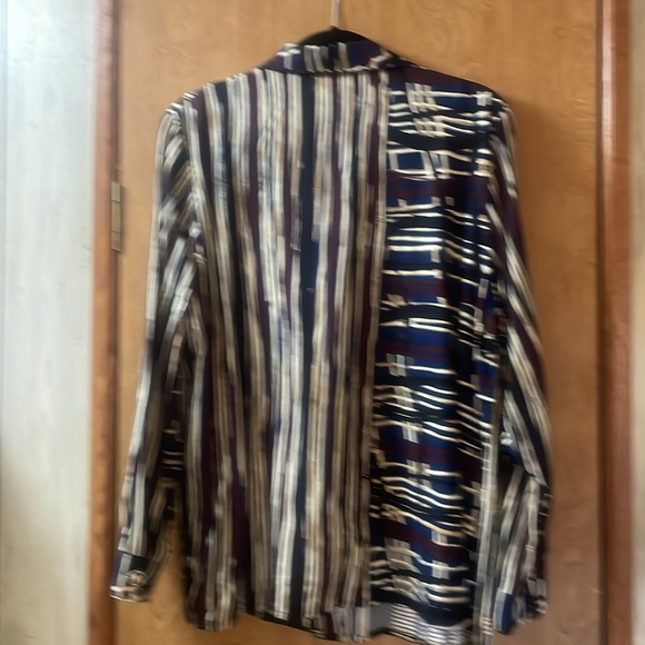 Colorful shirt - Picture 2 of 5